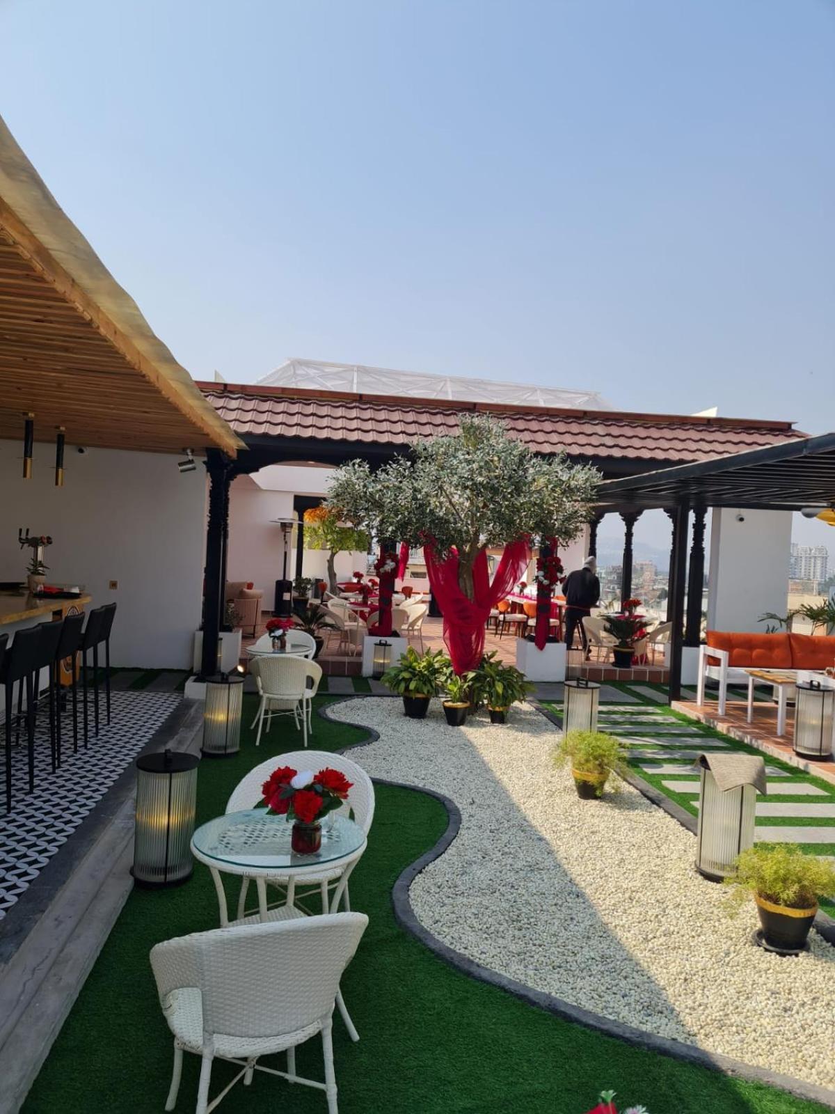 Square Hotel Kathmandu Esterno foto